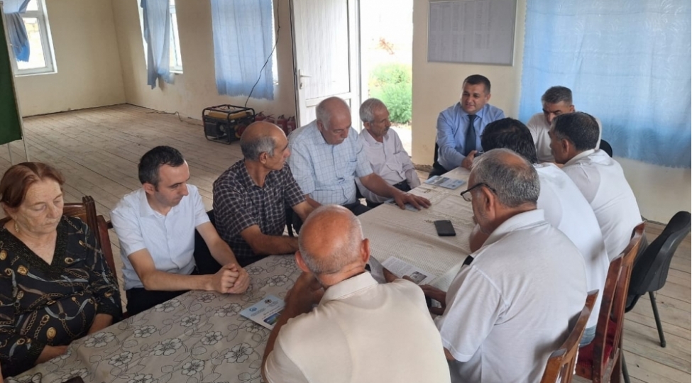 shabran-rayonunda-qerbi-azerbaycana-qayidish-imkanlari-barede-layihe-icra-olunub-foto