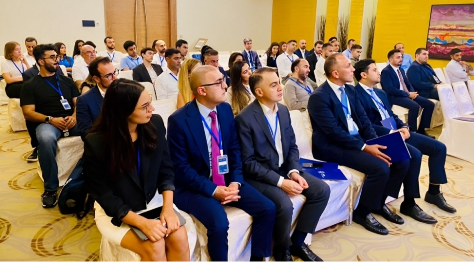 senaye-40-hazirliq-proqramina-dair-seminar-kechirilib-foto