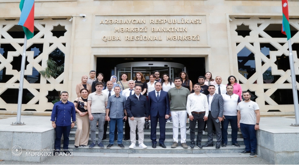 merkezi-bank-yashil-maliyye-movzusunda-telim-kechirib-foto