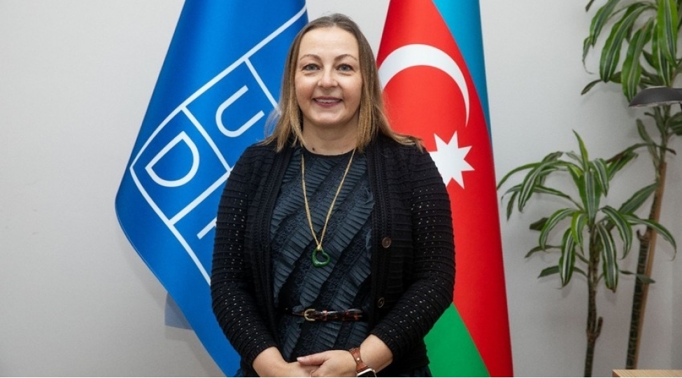 bmt-nin-rezident-numayendesi-azerbaycan-iqlim-deyishikliyi-ile-mubarizeye-choxterefli-yanashmanin-terefdaridir