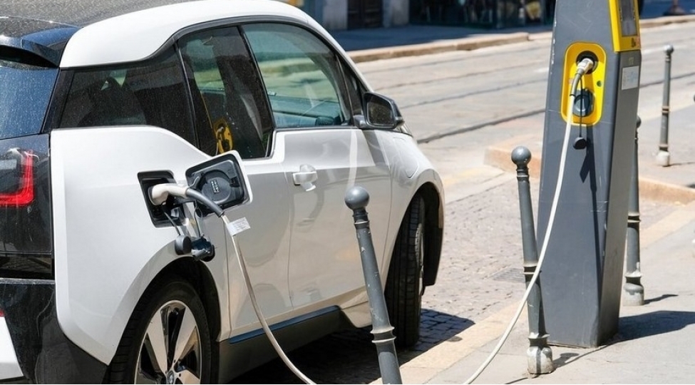 almaniya-hokumeti-elektrik-avtomobiller-uchun-vergi-guzeshtinin-muddetini-uzadib