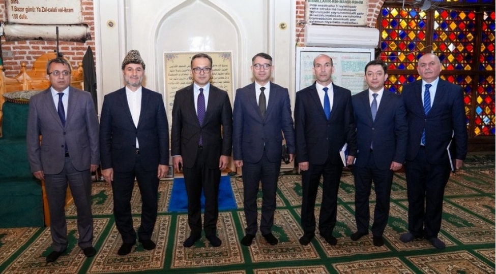 dini-komitenin-sedri-lenkerandaki-sheyx-zahid-ziyaretgahi-ve-boyuk-bazar-cume-mescidinde-olub