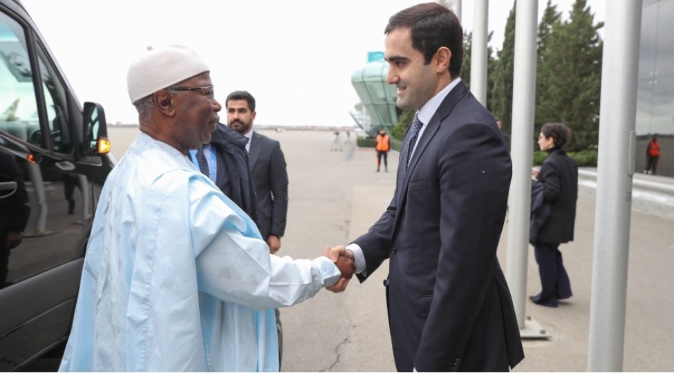 iet-in-bash-katibi-azerbaycana-sefere-gelib