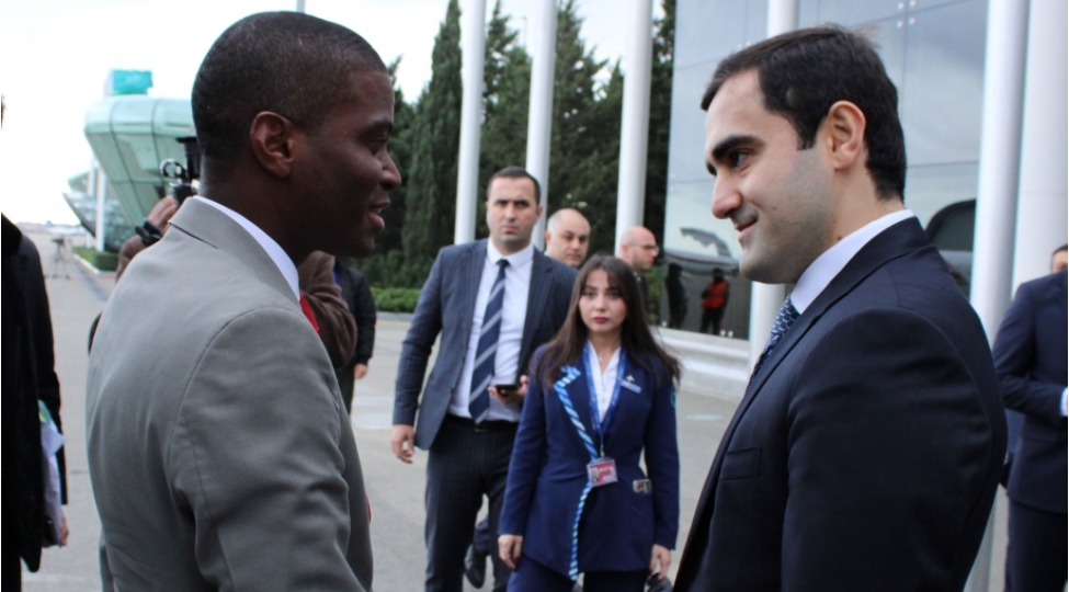 qrenadanin-bash-nazirinin-olkemize-seferi-bashlayib