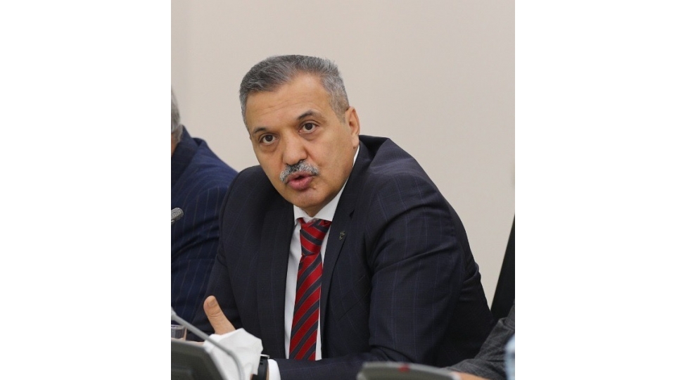 humanizm-prinsiplerine-hormet