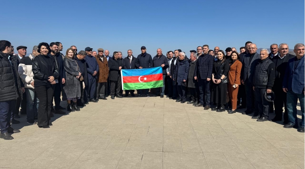 siyasi-partiyalar-arasinda-dialoq-olkemizde-demokratiyanin-inkishafina-tohfedir-edalet-veliyev