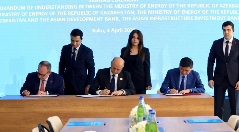 azerbaycan-qazaxistan-ozbekistan-aib-ve-aiib-ile-xezer-yashil-enerji-dehlizi-uzre-emekdashliq-edecekler