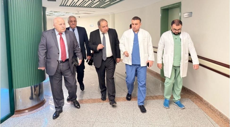 naxchivan-saglamliq-merkezinde-yuksek-ixtisasli-cerrahlar-terefinden-muayine-ve-emeliyyatlar-heyata-kechirilib