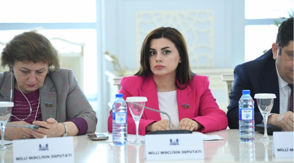 azerbaycan-chin-munasibetleri-yukselen-xetle-inkishaf-edir