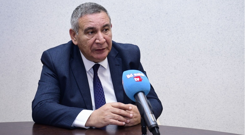media-onlari-teqdim-edende-artiq-xosh-olmayan-durumlar-adileshir-reshad-mecid