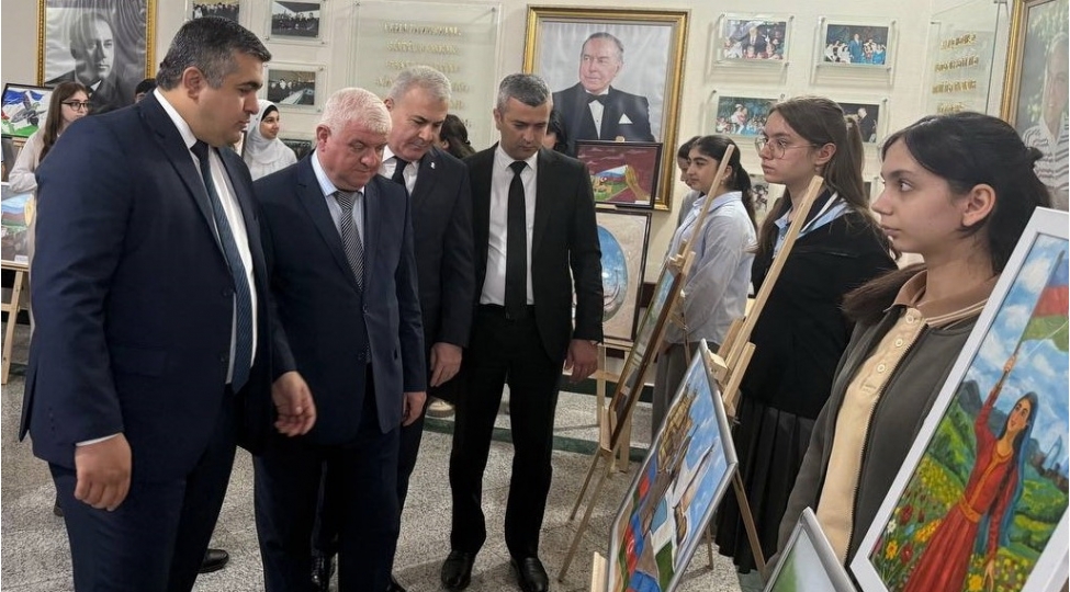 yap-nizami-rayon-teshkilati-konstitusiya-ve-suverenlik-ili-cherchivesinde-resm-ve-insha-musabiqesi-kechirib