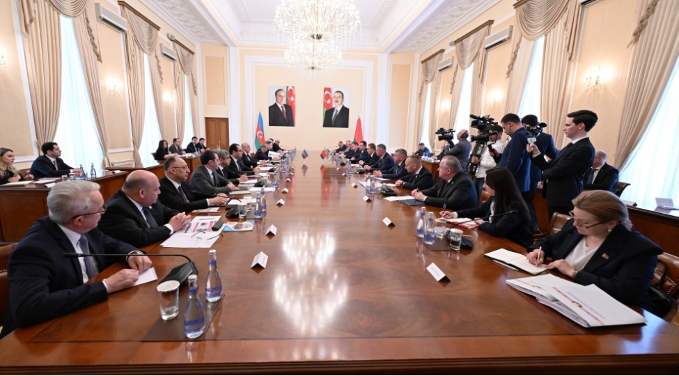 eli-esedov-belaruslu-hemkari-aleksandr-turchinle-gorushub-yenilenibfoto