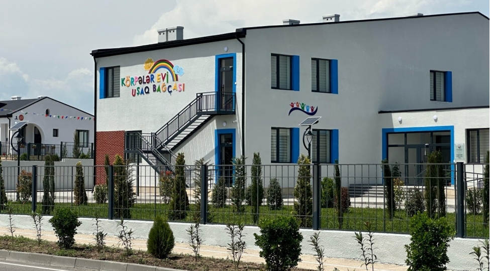 kengerli-kendindeki-korpeler-evi-ushaq-bagchasinda-azyashlilarin-telim-terbiyesi-uchun-her-cur-sherait-yaradilib