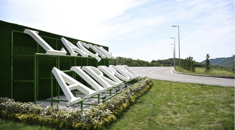 30-il-erzinde-ishgal-altinda-qalan-lachin-sheherinde-bizim-birge-olmagimiz-boyuk-remzi-mena-dashiyir