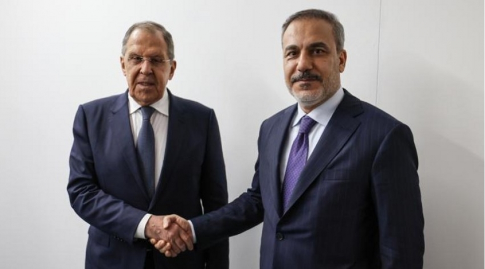 fidan-lavrovla-rusiya-ukrayna-muharibesini-muzakire-edib