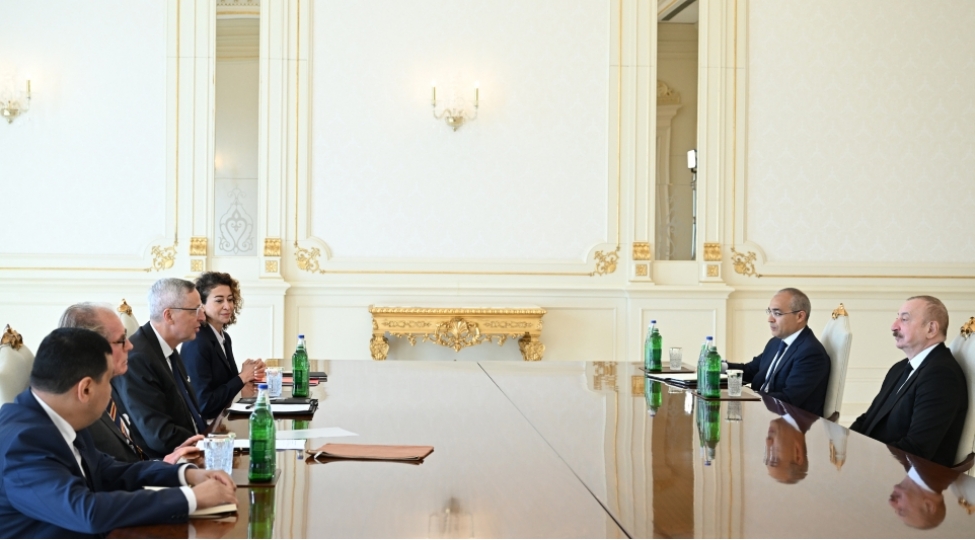 prezident-ilham-eliyev-alman-iqtisadiyyatinin-sherq-komitesinin-sedrini-qebul-edib-yenilenib