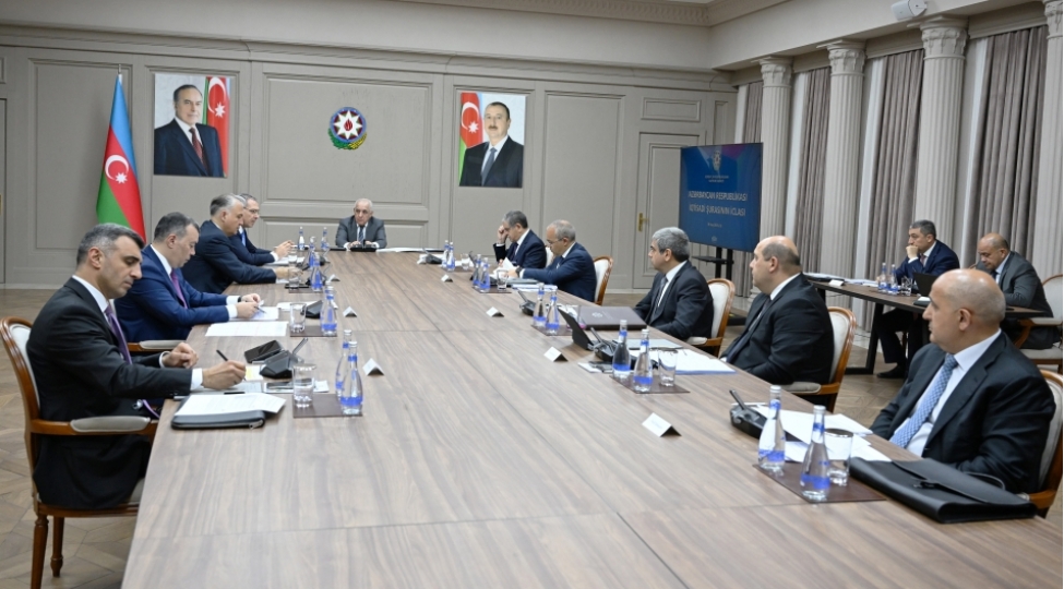 iqtisadi-shuranin-novbeti-iclasi-kechirilib-foto-5
