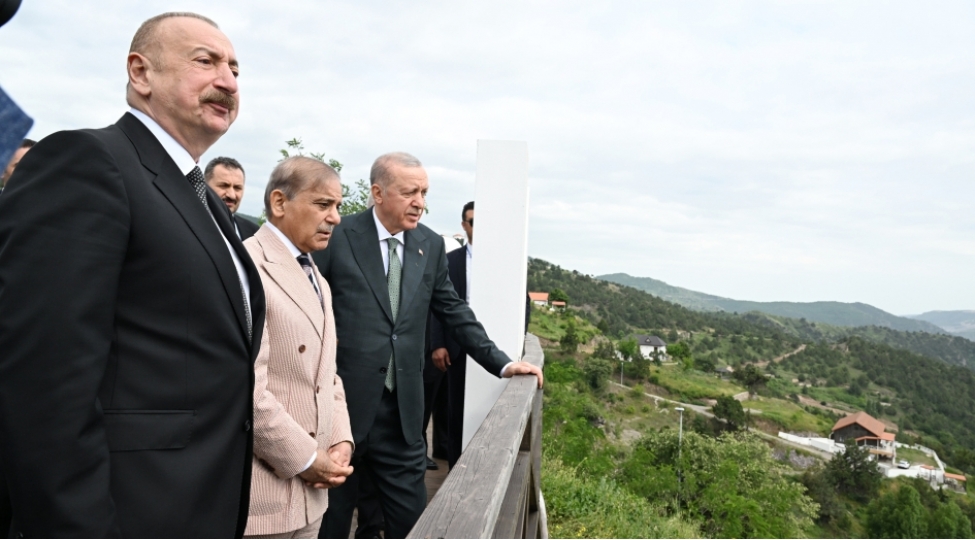 azerbaycan-pakistan-ve-turkiyeni-ortaq-deyerlere-esaslanan-derin-tarix-bir-birine-baglayir