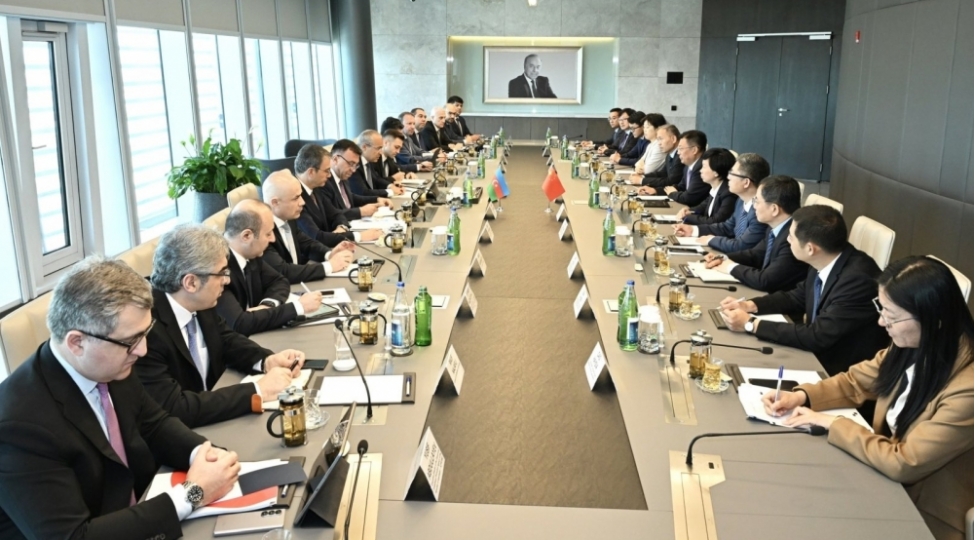 azerbaycanla-chinin-cianqsu-eyaleti-arasinda-birge-fealiyyet-imkanlari-muzakire-olunub
