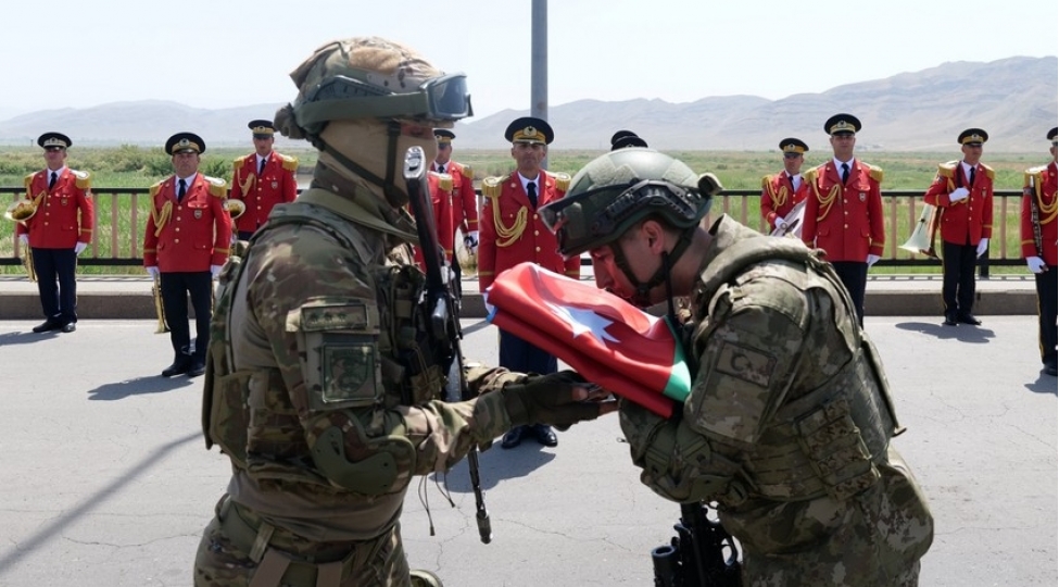 turkiye-silahli-quvvelerinin-shexsi-heyeti-azerbaycana-yola-dushub