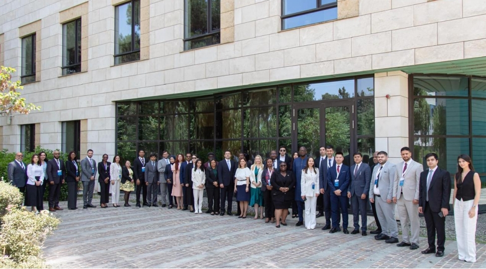 xarici-diplomatlar-uchun-telim-proqramina-start-verilib