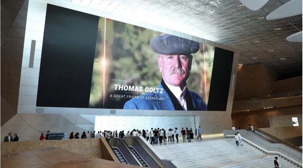 tomas-qolts-neft-odisseyasi-senedli-filminin-teqdimati-kechirilib
