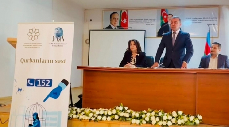 xxi-esrin-qadinlari-ib-qurbanlarin-sesi-layihesi-cherchivesinde-shamaxi-dovlet-regional-kollecinde-tedbir-kechirib-foto