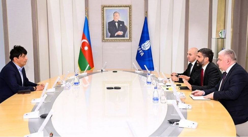 azerbaycanla-pakistan-arasinda-futbol-sahesinde-qarshiliqli-emekdashliqla-bagli-fikir-mubadilesi-aparilib