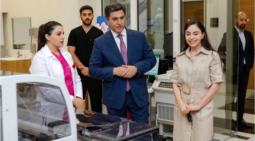 heyder-eliyev-fondunun-vitse-prezidenti-leyla-eliyeva-melhem-hospitali-ziyaret-edib