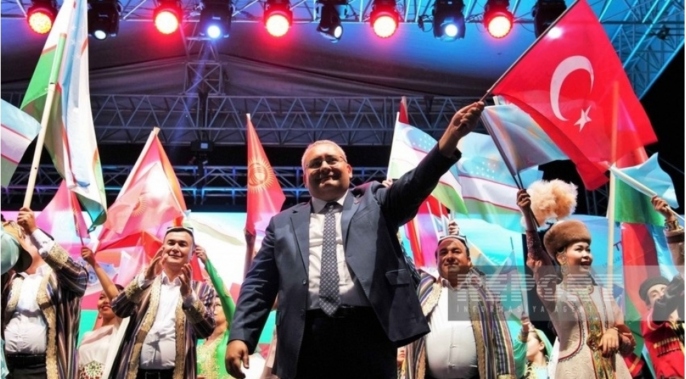 ankarada-ii-beynelxalq-turk-dunyasi-festivalikechirilib