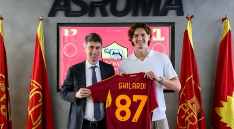 roma-yeni-transferini-achiqlayib