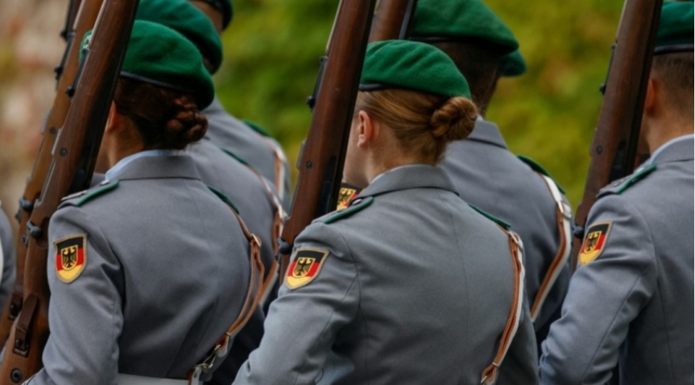 almaniya-hokumetinde-yer-alan-partiyalar-herbi-xidmet-haqqinda-qanun-layihesi-barede-raziliga-gelib