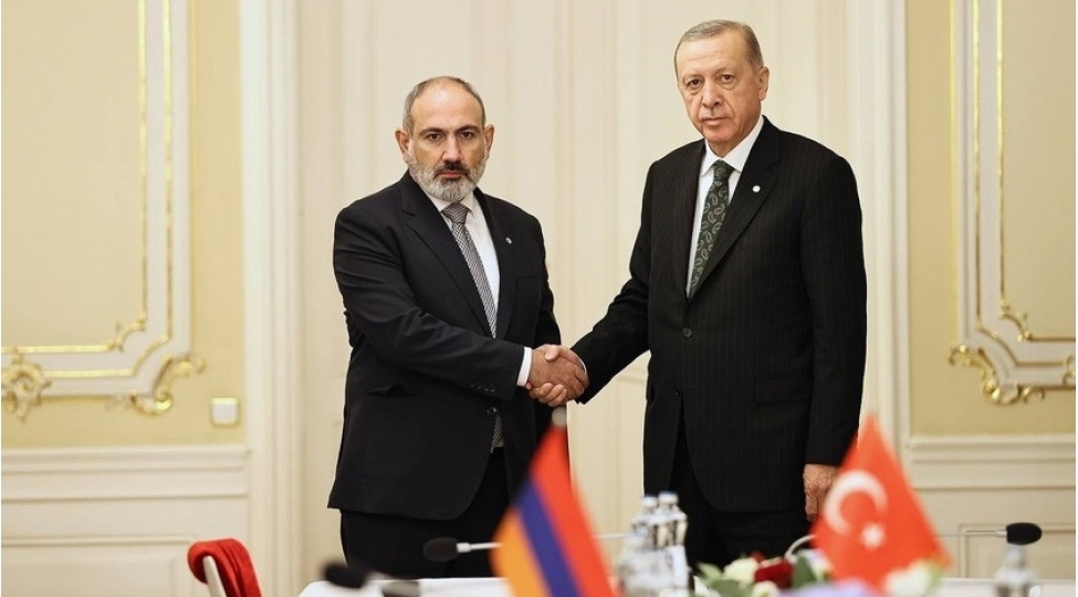 turkiye-prezidenti-ile-ermenistanin-bash-naziri-arasinda-gorush-olub