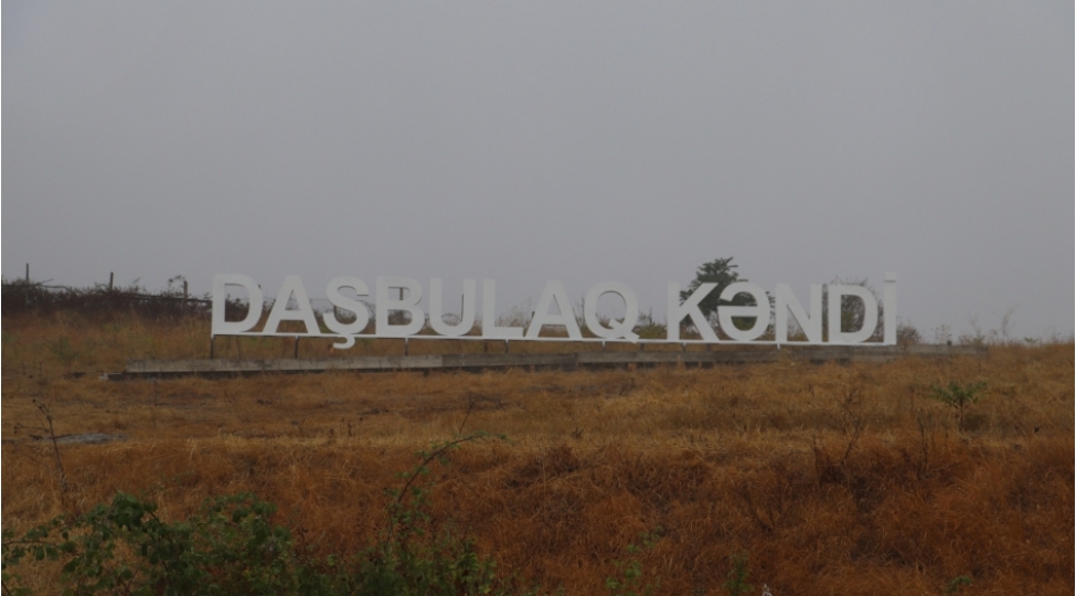 xocalinin-dashbulaq-kendine-ilk-koch-karvani-yola-salinib