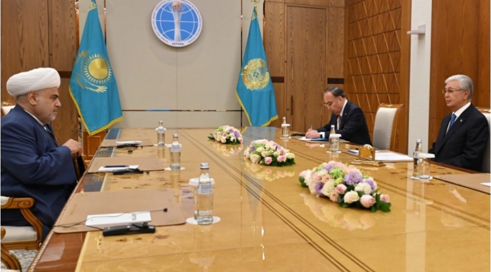 kasim-jomart-tokayev-qazaxistan-ve-azerbaycan-dinlerarasi-dialoqun-teshviqinde-oxshar-movqelere-malikdir