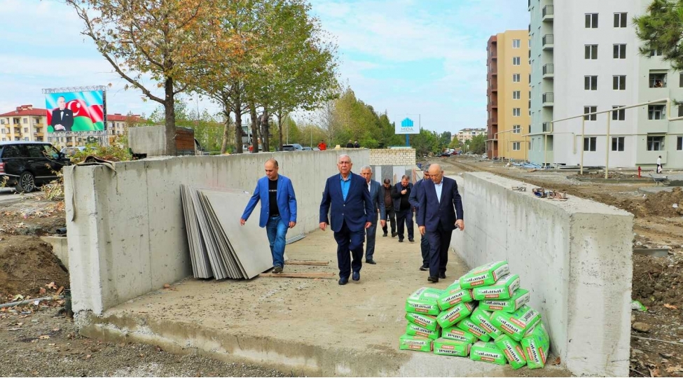 yevlax-gence-qazax-kelbecer-agdere-ve-xocalida-icra-edilen-yol-layihelerine-baxish-kechirilib