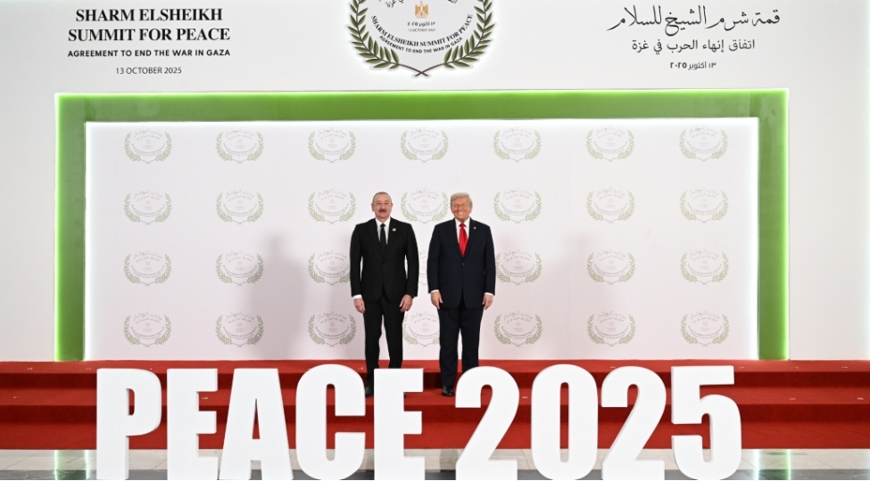 prezident-ilham-eliyev-yaxin-sherq-sulh-sammitinde-ishtirak-edir-yenilenibfoto