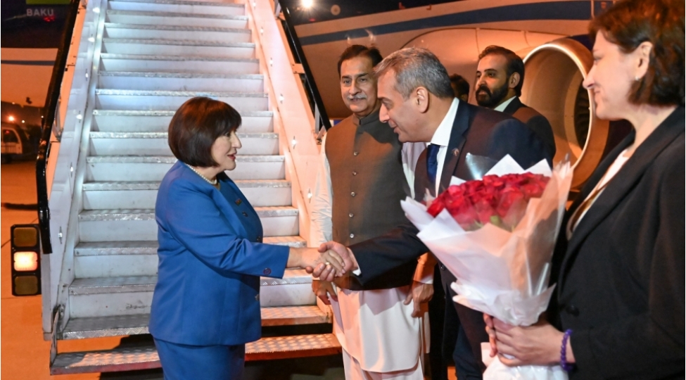 sahibe-qafarova-pakistana-ishguzar-sefere-gedib