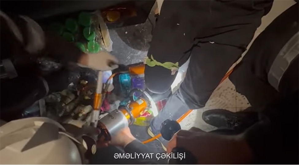 vetendash-magazada-tehlukeli-veziyyetde-qalib-video