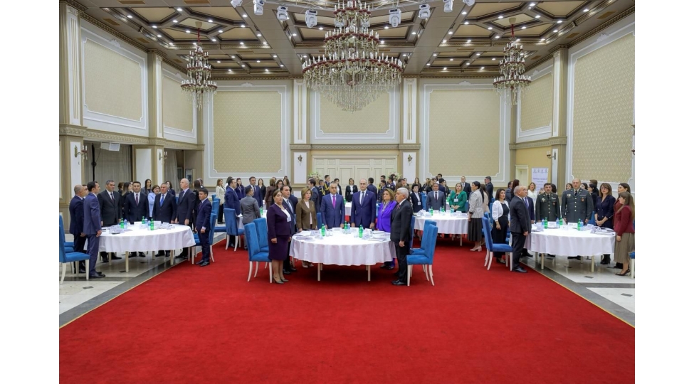 naxchivanda-beraberlik-ve-edalet-yolunda-30-il-nailiyyetler-ve-chagirishlar-movzusunda-konfrans-kechirilib