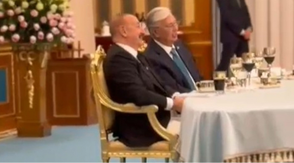 ziyafetde-heyder-eliyevin-sevimli-mahnisi-ifa-olundu-liderler-dinledi