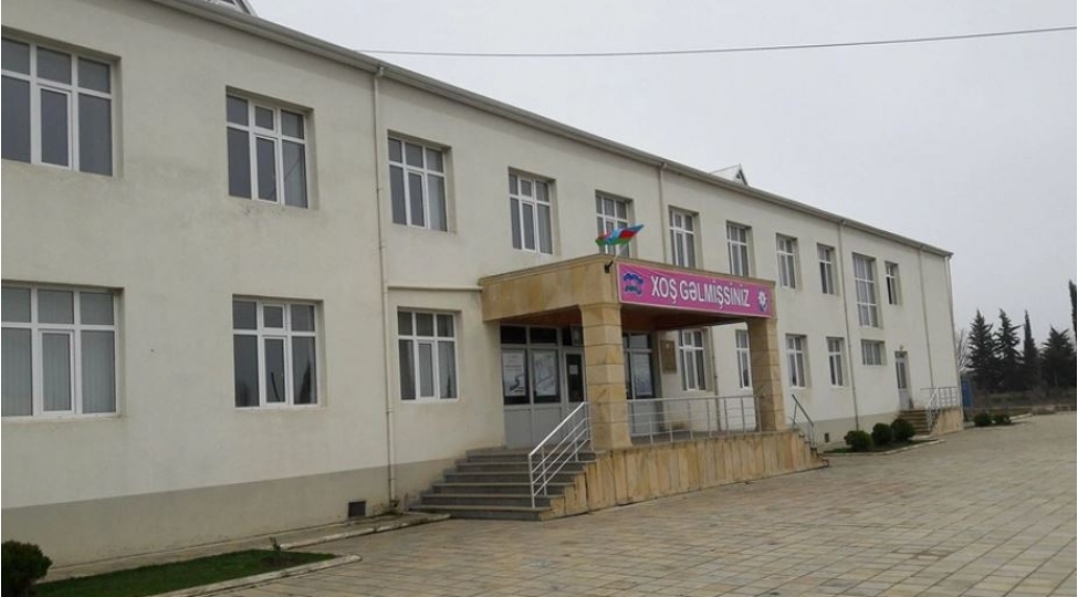 pozuntulara-yol-veren-mekteb-direktoru-ishden-chixarilib