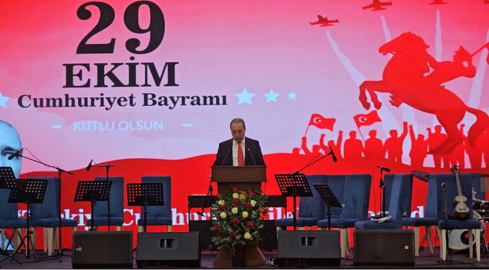 naxchivanda-turkiyenin-milli-bayrami-qeyd-olunub