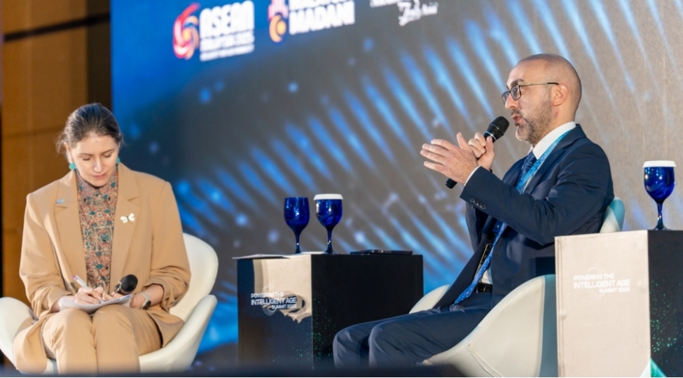 4sim-in-numayende-heyeti-malayziyada-dunya-iqtisadi-forumunun-regional-tedbirinde-ishtirak-edib