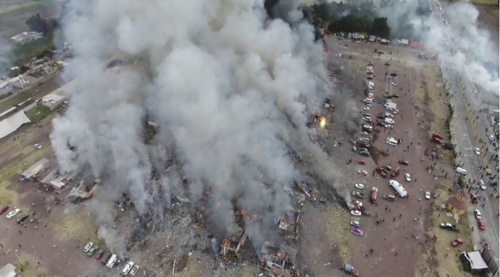 meksikada-magazada-bash-veren-yangin-neticesinde-22-nefer-helak-olub