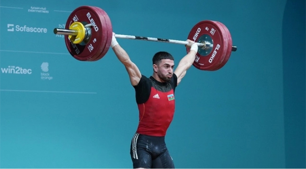 azerbaycan-agirliqqaldirani-tehran-memmedov-islamiadani-medalsiz-basha-vurub