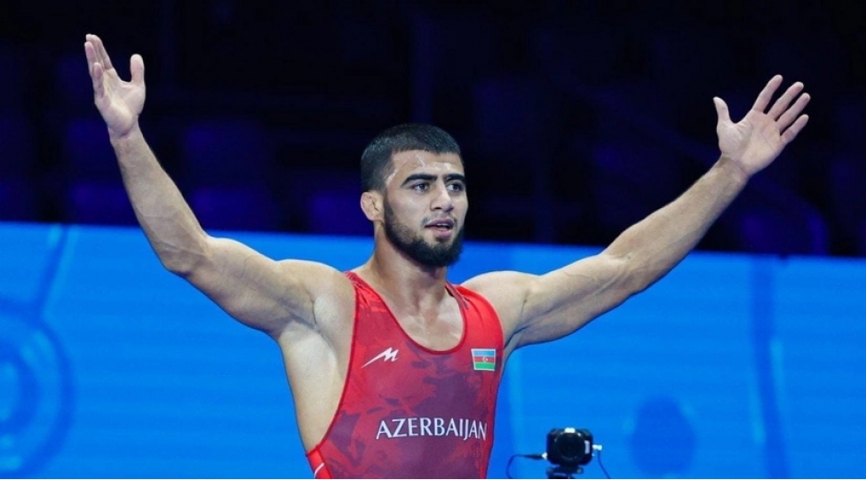 guleshchimiz-islamiadanin-gumush-medalini-qazanib