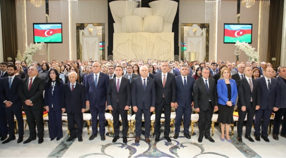 nizami-rayonunda-yap-in-tesis-olunmasinin-33-cu-ildonumu-qeyd-edilib-foto