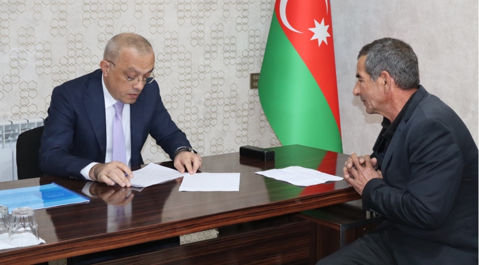 azerbaycan-dovlet-su-ehtiyatlari-agentliyinin-sedri-yevlax-rayonunda-vetendashlarla-gorushub