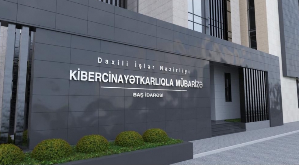 sosial-shebekelerde-mualiceye-ehtiyaci-olan-ushaqlarin-shekillerini-paylasharaq-deleduzluq-eden-shexs-ifsha-olunub